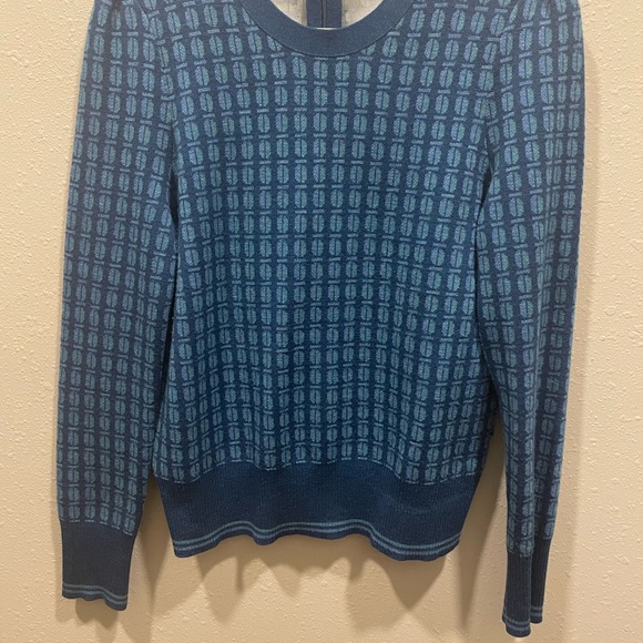 -look at 2nd picture for the silk back-Tory Burch Navy and Light Blue Knit Top